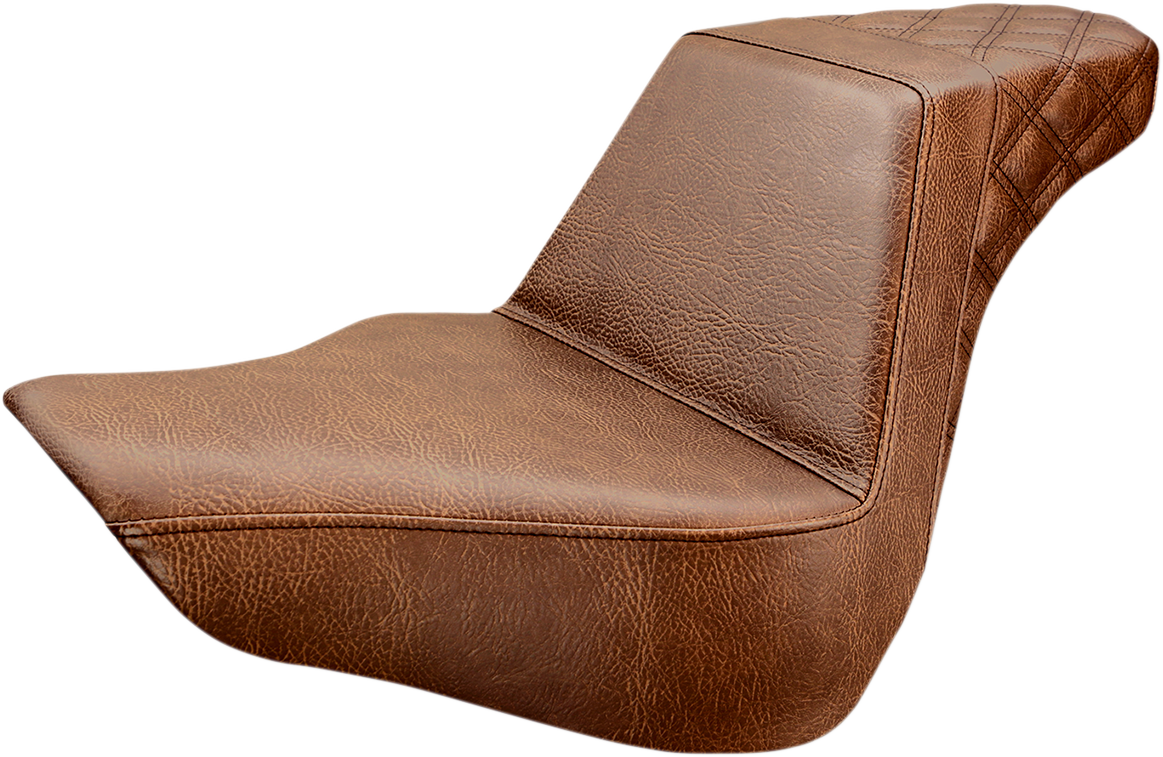 SADDLEMEN Step-Up Seat — Rear Lattice Stitch