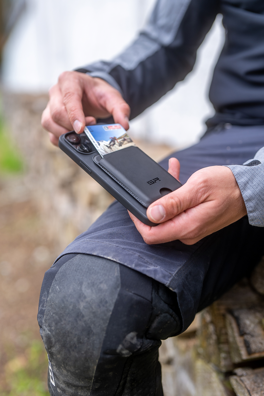 SP CONNECT CARD WALLET SPC+