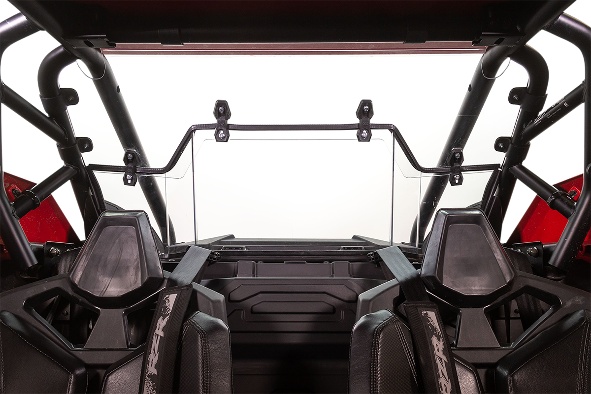 SEIZMIK Poly Rear Windshield