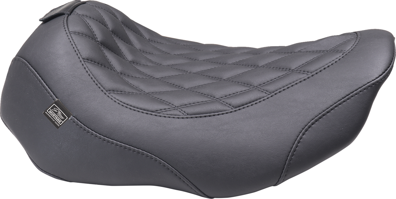 MUSTANG Wide Tripper™ Solo Seat