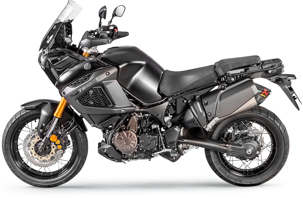 AKRAPOVIC Slip-On Line Muffler — Oval