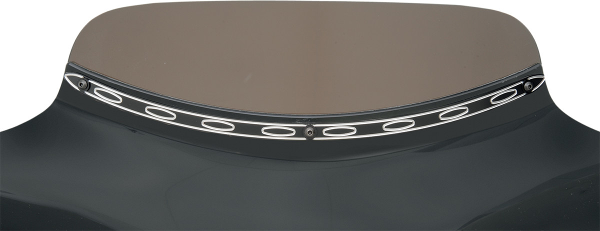 MEMPHIS SHADES Batwing Fairing Windshield Trim