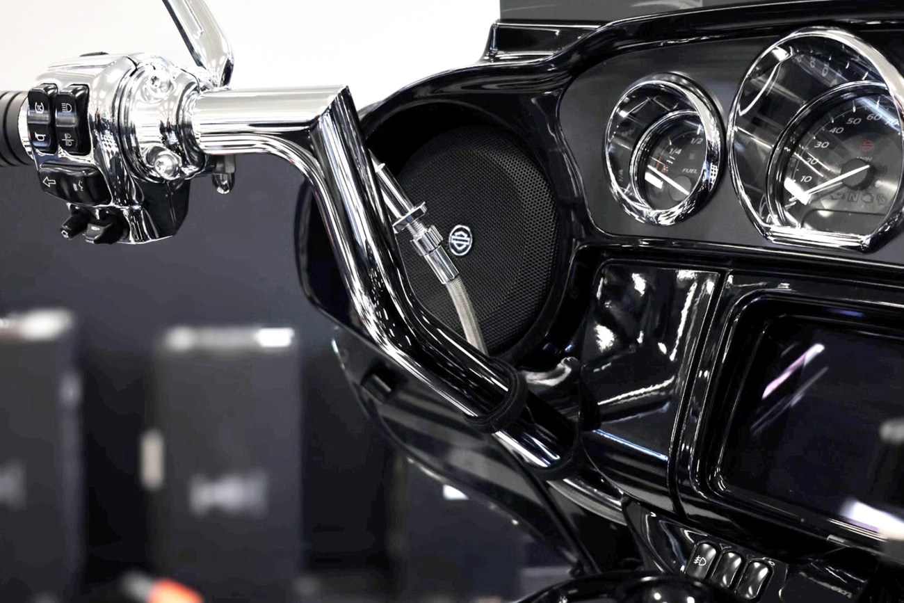 Fat baggers inc. EZ Install Upper Clutch Cable - FLH/FLT - +6" - Braided Stainless Steel/Chrome Harley Davidson
