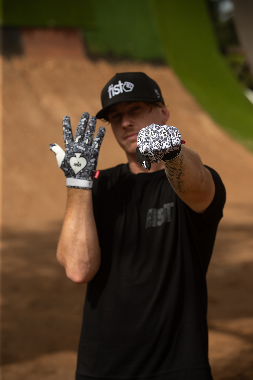 FIST HANDWEAR Strapped R-Willy Ace Gloves