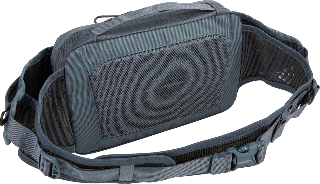 Thule Rail Hip Hydration Pack