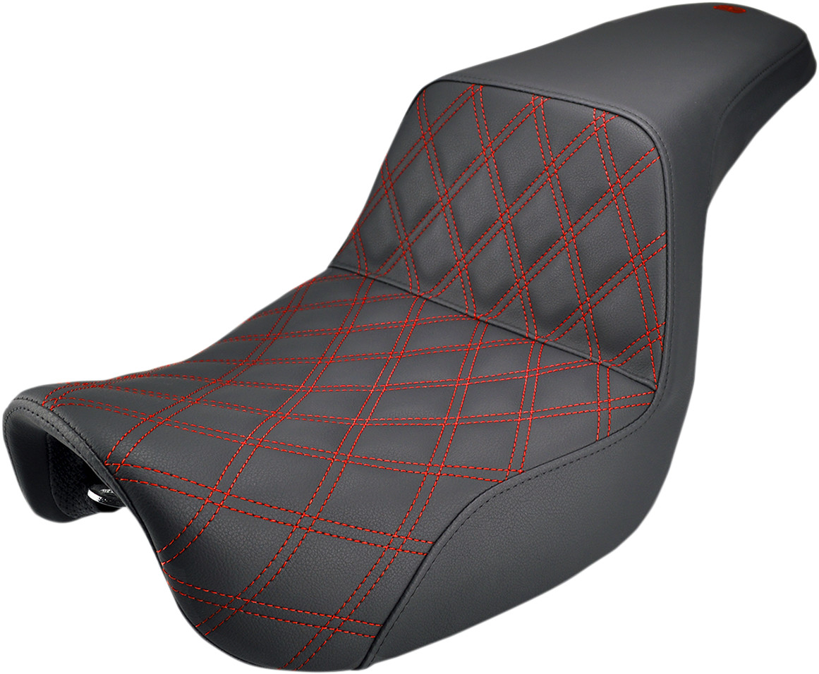 SADDLEMEN Step-Up Seat — Red Stitching/Front Lattice Stitch