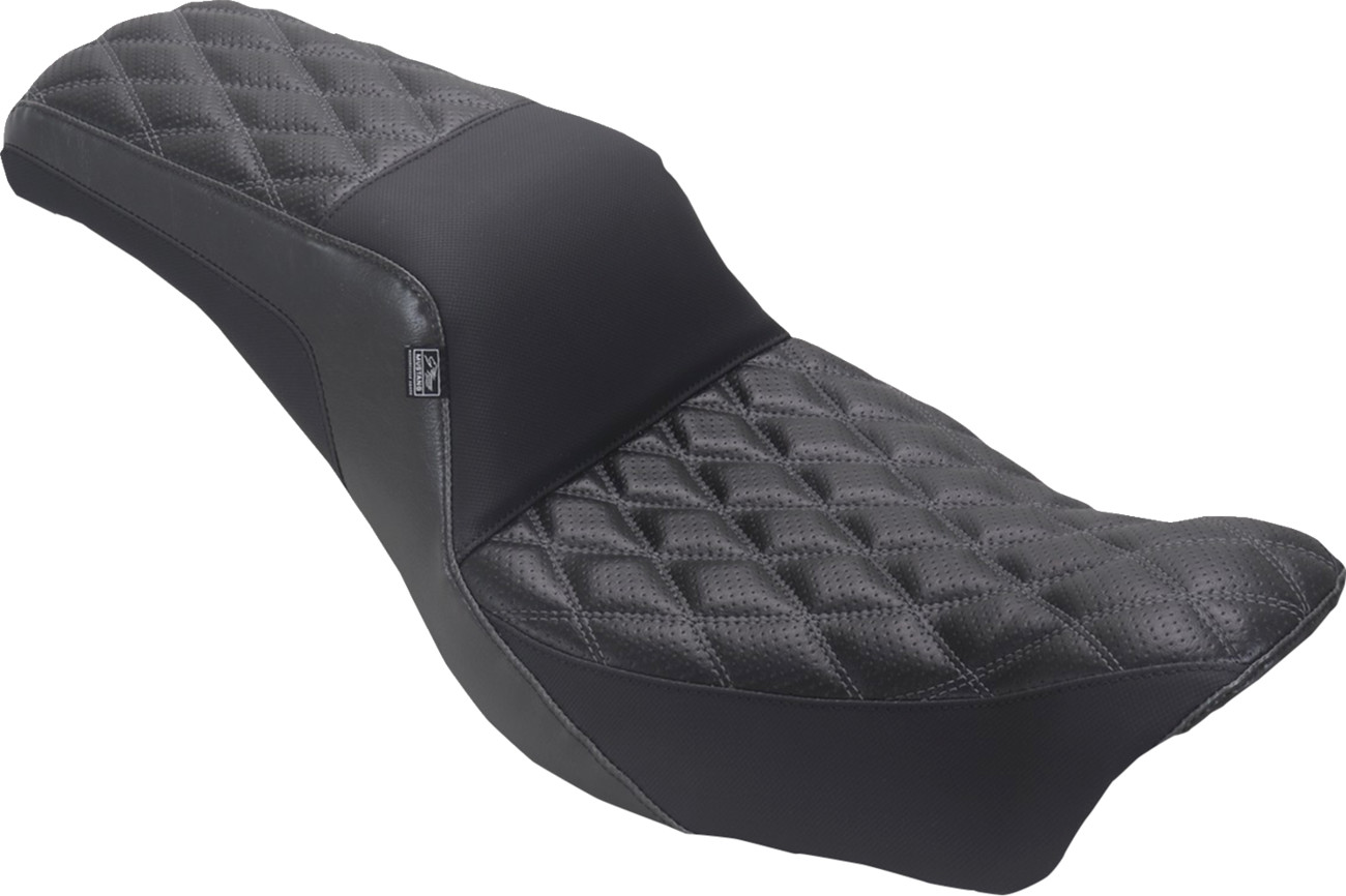 Mustang Squareback Double-Diamond Stitch Seat For Harley Dyna 2006-2017