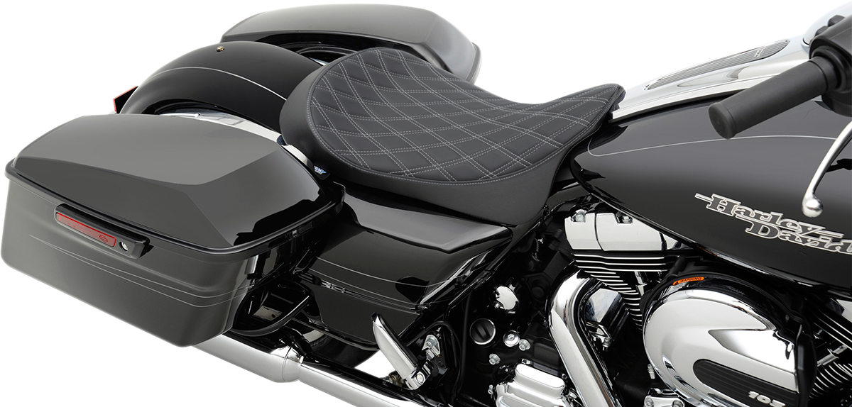 Drag specialties seats Low Solo Seat - Double Diamond - Silver Stitch - FL '08-'23 Harley Davidson