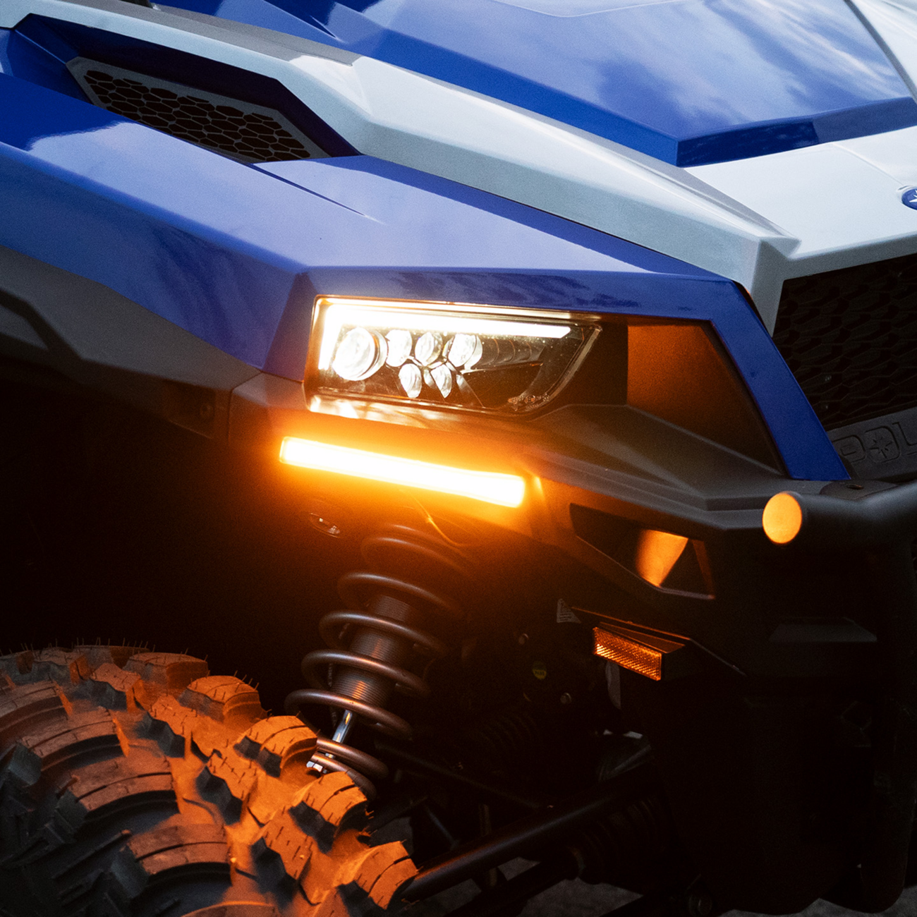 Ravek Apex Lights™ - Running - Amber - General Polaris