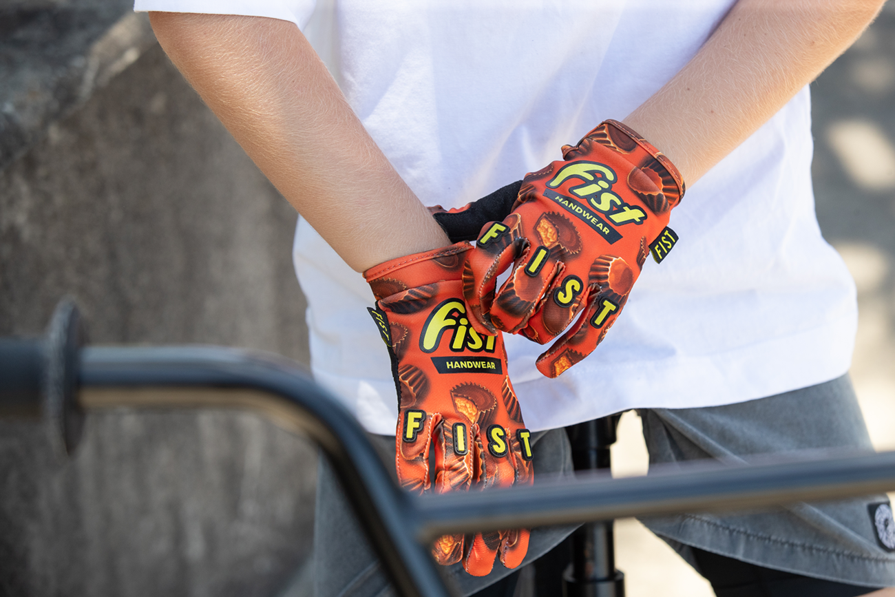 FIST HANDWEAR Youth 100% Nuts Gloves