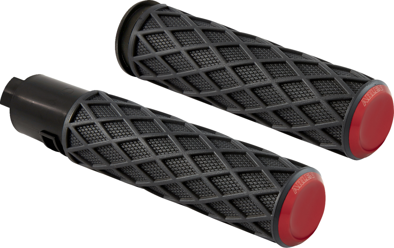 Arlen ness Diamond Grips - TBW - Red Harley Davidson