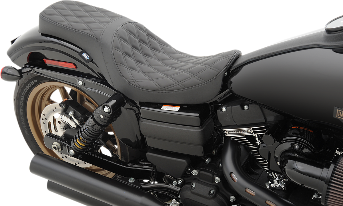 Drag specialties seats Predator 2-Up Seat - Double Diamond - Black - FX/FL '06-'17 Harley Davidson