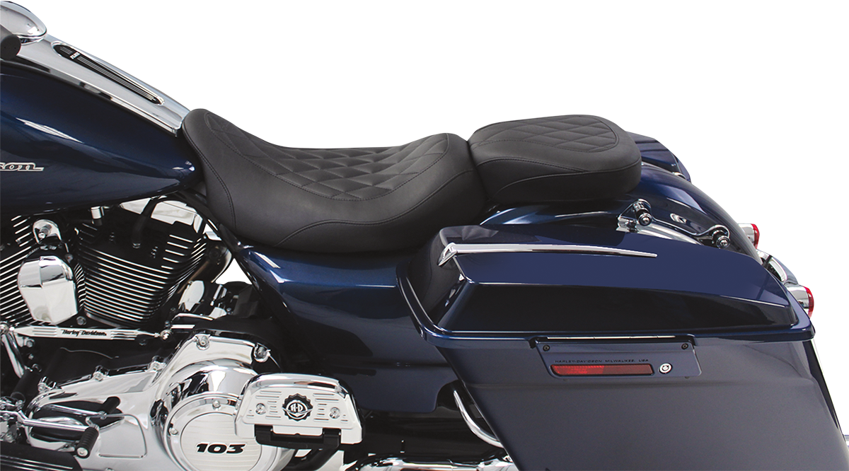 Mustang Wide Tripper Diamond Solo Seat For Harley Touring 2008-2025