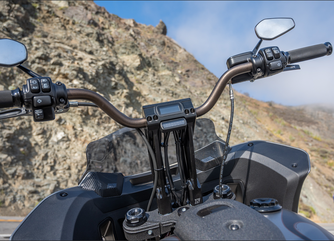 Kodlin USA Fastback Risers For Harley Softail 2018-2026