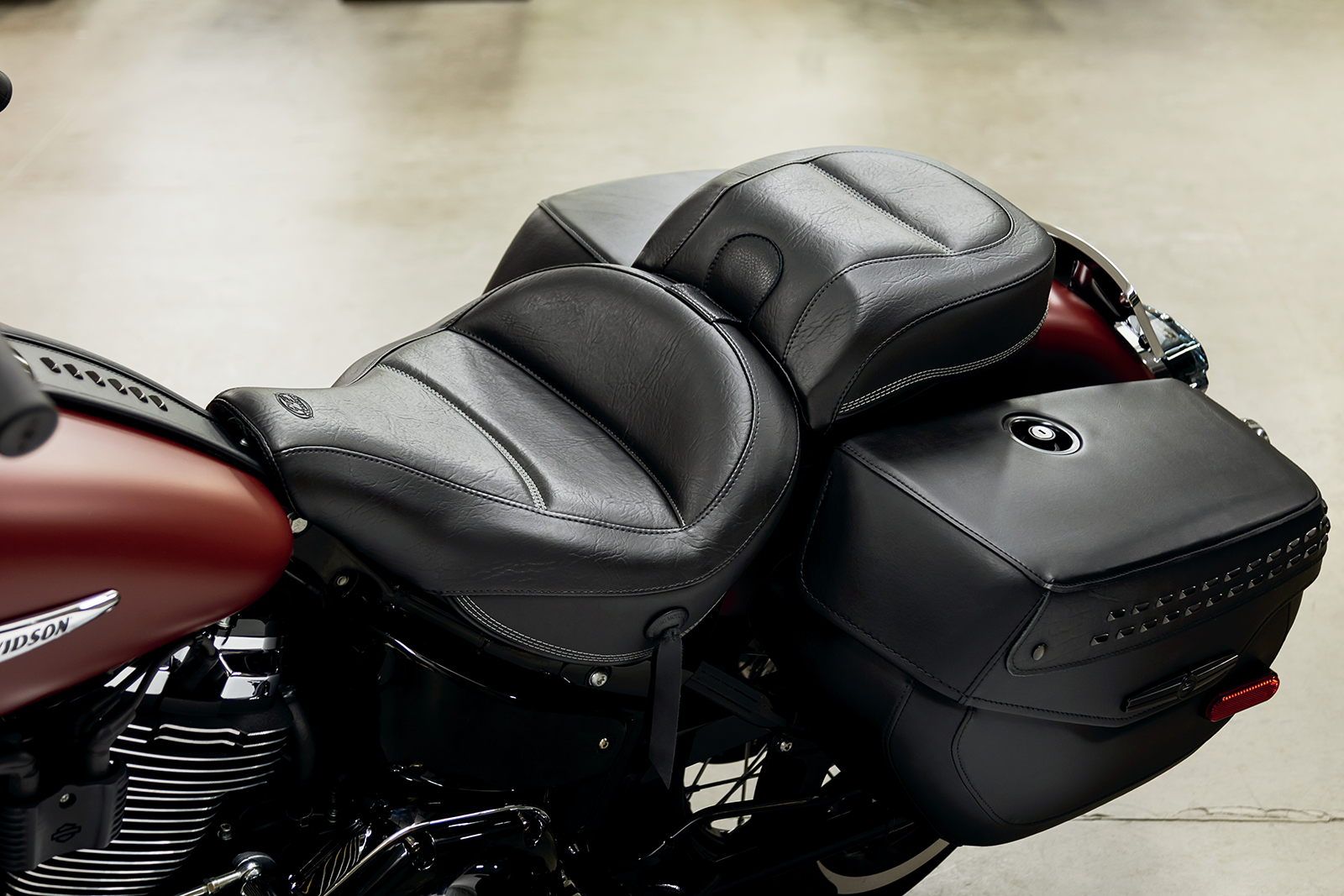 Mustang Standard Touring Solo Seat For Harley Softail Deluxe And Heritage 2018-2025